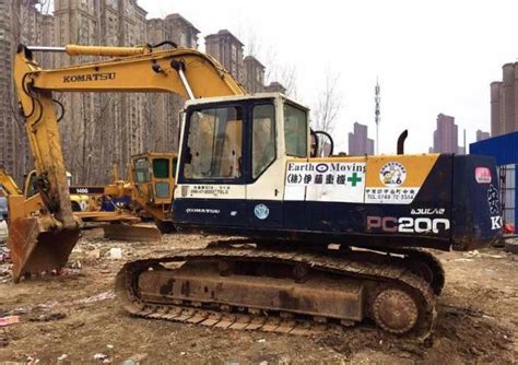 Komatsu PC200-5 excavator specs (1989 - 1996) | Diggers | LECTURA Specs