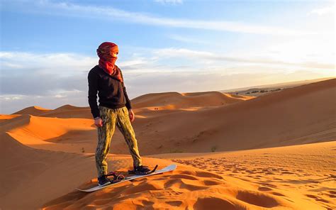 Top 4 Sandboarding in Dubai Tours – Tickets, Tips & More