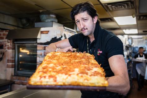 NJ pizza joint gets TikTok fame thanks to owner's saucy son