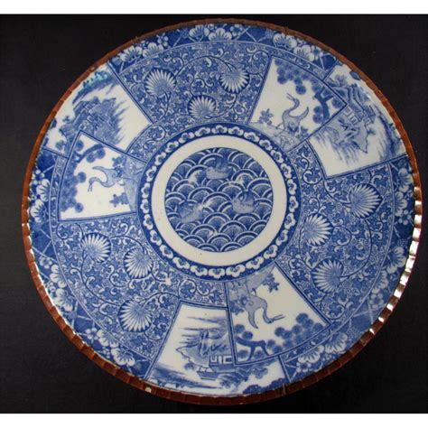 ANTIQUE CHINESE PORCELAIN PLATE