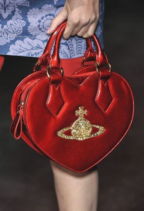 Vivienne Westwood Red Purse | semashow.com