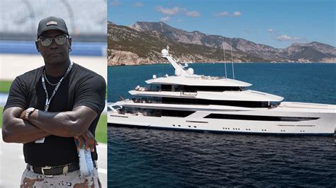 Michael Jordan’s $80,000,0000 Yacht Can Be Rented Out for $850,000 a Week, Giving a Sneak Peek ...