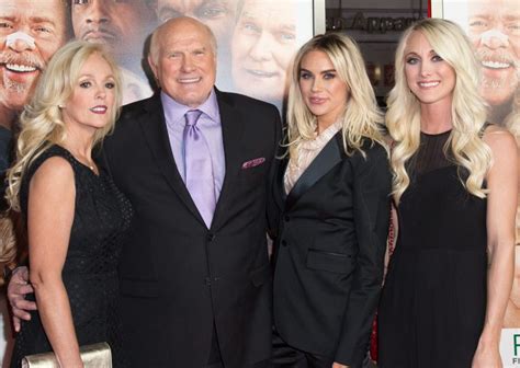 How Tammy Bradshaw Met Her Husband Terry Bradshaw