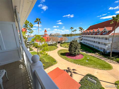 Ultimate Guide to the Best Rooms at Disney's Grand Floridian Resort - AllEars.Net