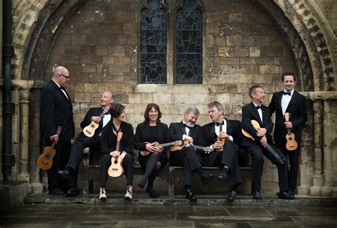 The Ukulele Orchestra of Great Britain, Laeiszhalle Hamburg, Großer ...