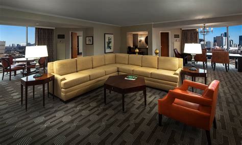 Hilton Dallas Anatole Guest Rooms