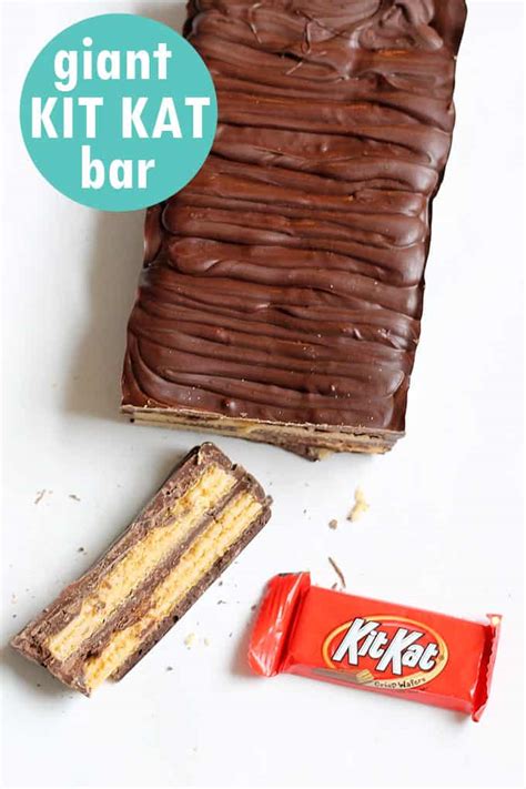 giant homemade Kit Kat bar with only two ingredients