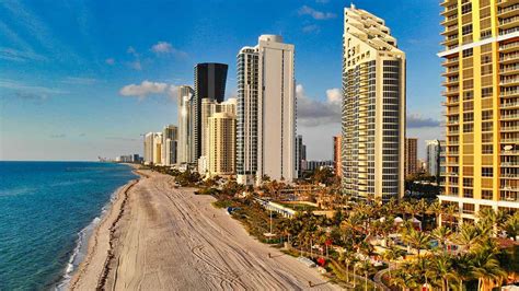 Living in Sunny Isles Beach, FL: 2021 Community Guide