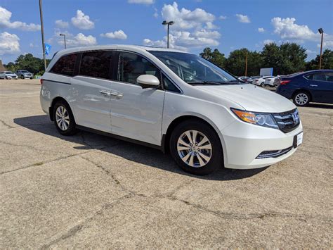 Pre-Owned 2017 Honda Odyssey EX-L