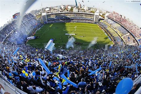 La Bombonera | Soccer stadium, Football stadiums, Soccer field