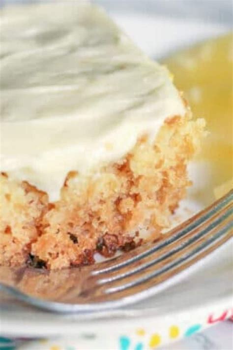 Crushed Pineapple Cake {Cream Cheese Frosting} | Recipe | Pineapple ...