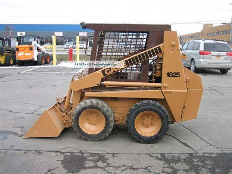 Case 1825 Diesel Powered Skidsteer 1000lb. Capacity, 48 " Bucket