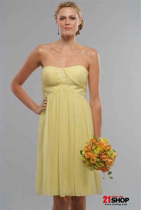 Canary yellow bridesmaid dress | Elegant bridesmaid dresses, Yellow bridesmaid dresses, Short ...