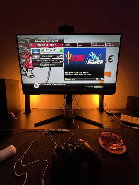 Whiskey + NCAA 14 dynasty mode = a night well spent imo : r/NCAAFBseries