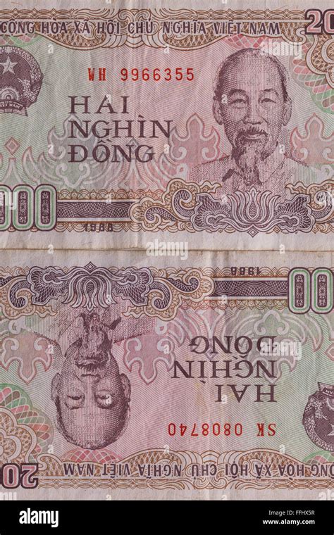 Detail of Vietnam dong banknotes Stock Photo - Alamy