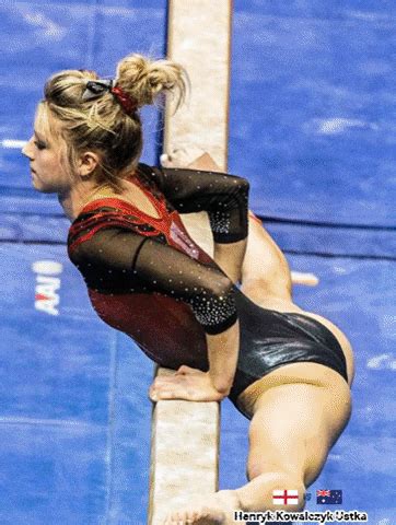 Kowhen GIF | Gymnastics poses, Gymnastics photography, Gymnastics pictures