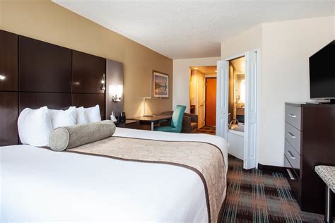 Wingate by Wyndham Orlando International Airport | Orlando, FL Hotels