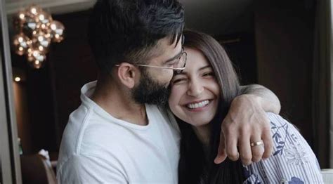 Anushka Sharma, Virat Kohli took the Bat Balance Challenge, he calls ...