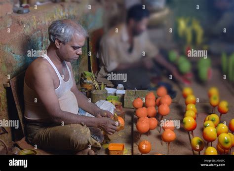 Wooden toys sawantwadi hi-res stock photography and images - Alamy