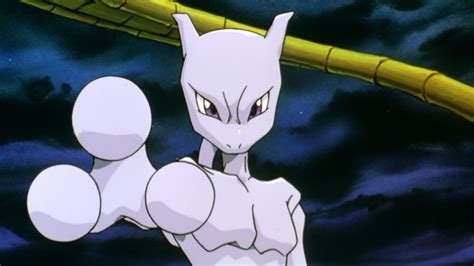 Il Pokémon Leggendario Mewtwo si trasforma in un Saiyan in una geniale ...