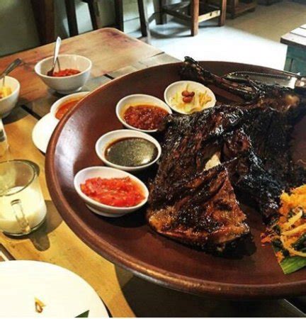 KAMBING GULING LEGENDA, Bandung - Restaurant Reviews, Photos & Phone Number - Tripadvisor