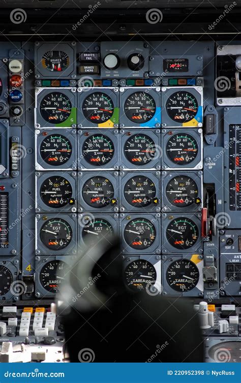 Concorde Cockpit And Instrument Panel Of The British Airways Concorde ...