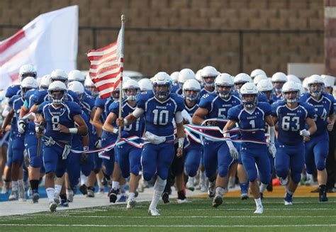 Photos: Kearney High vs Lincoln North Star football | Kearney High ...