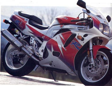 SUZUKI GSX-R 600 specs - 1992, 1993, 1994, 1995, 1996 - autoevolution