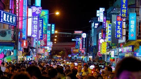 Shilin Night Market in Taipei, | Expedia