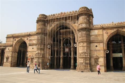 15 Best Unexplored Places in Ahmedabad You Must Once in 2021