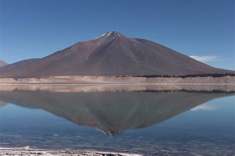 Meet Nevado Ojos del Salado in Atacama region, the volcano at highest altitude of the world ...