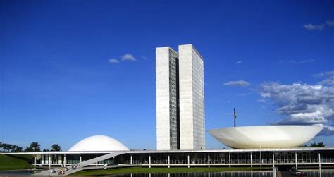 The National Congress of Brazil by Oscar Niemeyer | Inhabitat - Green Design, Innovation ...