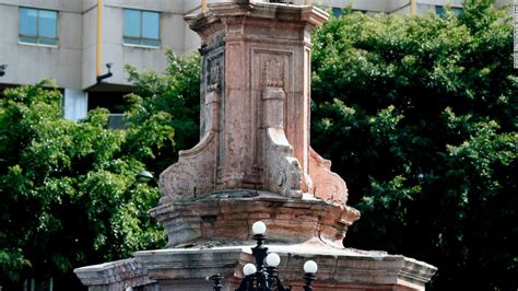 A statue of Christopher Columbus in Mexico City will be replaced by one ...