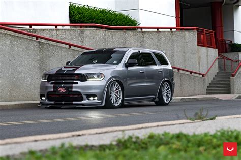 DODGE DURANGO R/T - HYBRID FORGED SERIES: HF-4T - Vossen Wheels