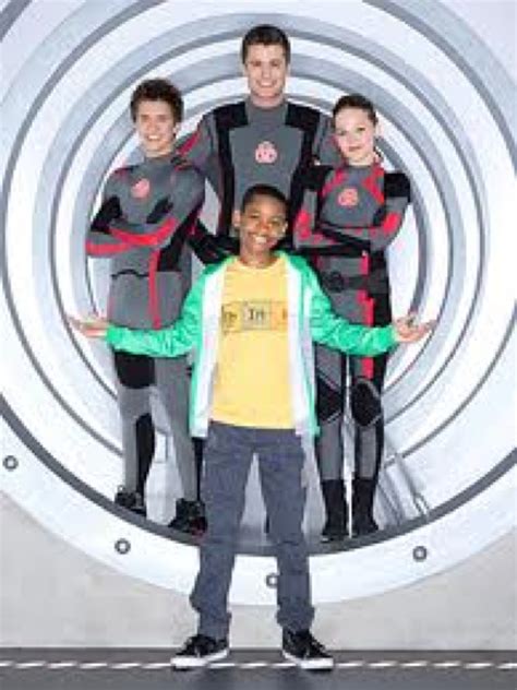 Lab Rats season 1 finale! "Lab Rats in Space" - Juliette's Blog