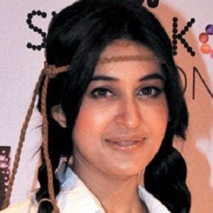 Shaista Lodhi - Age, Family, Bio | Famous Birthdays