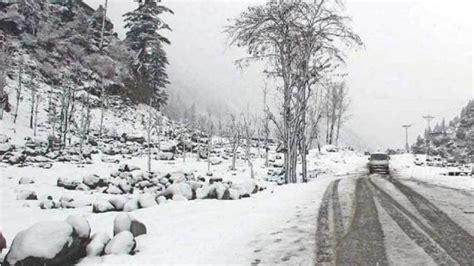 PDMA forecasts season’s first snowfall in Murree; authorities prepare ...