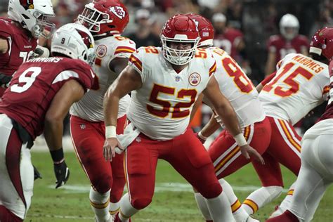 Creed Humphrey says Chiefs’ new-look offensive line is ‘on the right track’