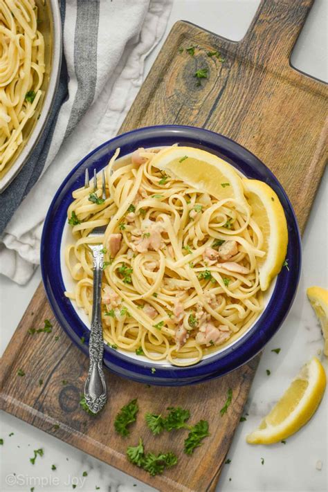 Linguine with Clams - Simple Joy