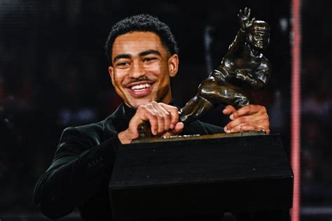 Alabama sophomore QB Bryce Young wins the 2021 Heisman Trophy!