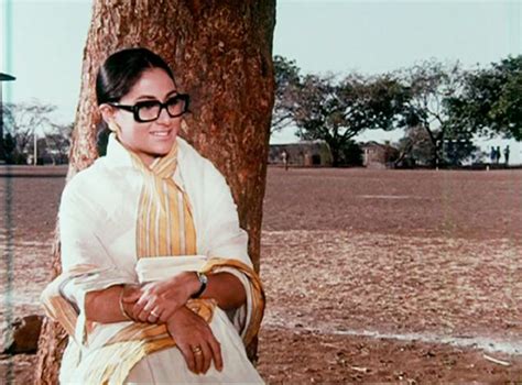 Classics revisited: Jaya Bachchan's sterling turn in Kora Kagaz - Rediff.com Movies