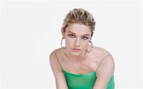 Hunter Schafer Makeup: The 'Euphoria' Star On What Inspires Her Looks ...