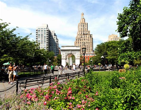 NYU + Washington Square Park New York – TripHock