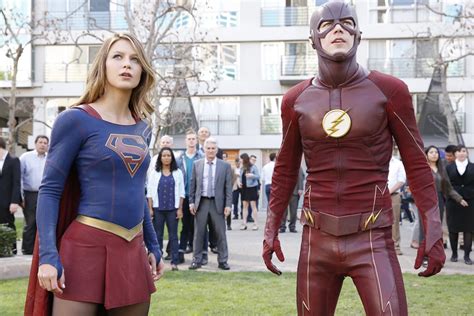 'Flash' 'Supergirl' Musical Details Tease Costume, Gangsters