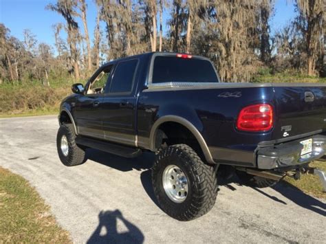 2003 Ford F-150 Supercrew Lariat 4x4 - Lifted - 1FTRW08L23KC00424