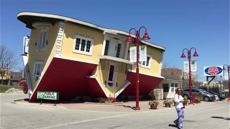 Upside Down House @ Niagara Falls #upsidedownhouse | #niagarafalls | #canada | #niagara | # ...