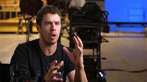 Dawn Of The Planet of the Apes: Toby Kebbell "Koba" Behind the Scenes Movie Interview - YouTube