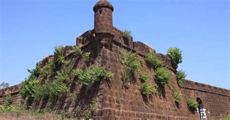 Corjuem Fort, Corjuem, Goa | WhatsHot Goa