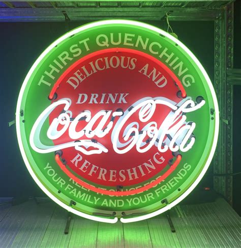 Coca Cola Neon - Round Retro Neon Sign With Background - 148407