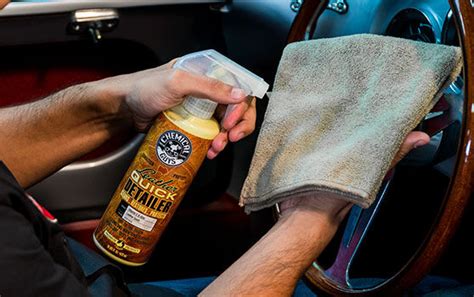 How to Choose the Right Leather Cleaning Products for Your Car ...